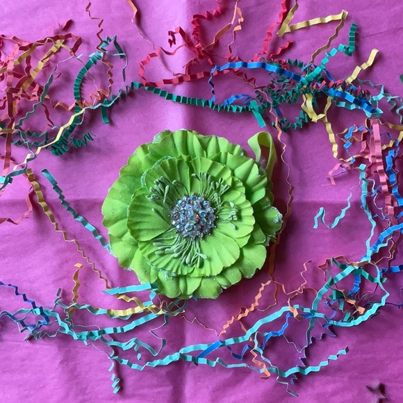 💚 TIEKS GREEN FLOWER 💚 NWOT 💚 - Picture 6 of 16